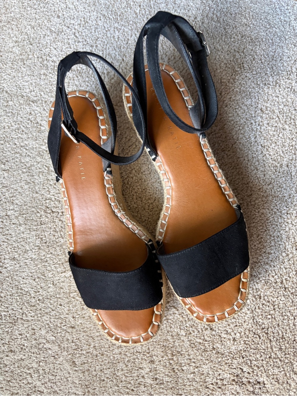 Kelly & Katie Haizley Espadrille Wedge Sandals Black & Brown